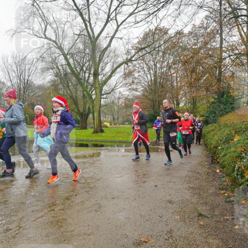 07.12.2025 - St. Pauli X-Mass-Run No. 15 Michael Burmester http://msf.ph/oto/9427671 07.12.2025 11:25:07 Laufen 37, 1131, 982, 243, 1602 meine-sportfotos.de