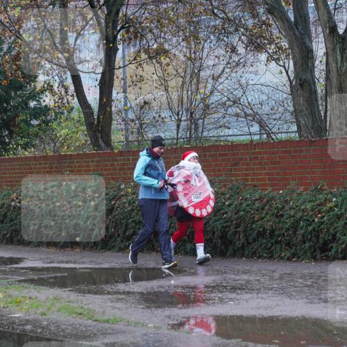 07.12.2025 - St. Pauli X-Mass-Run No. 15 Michael Burmester http://msf.ph/oto/9427675 07.12.2025 10:29:28 Laufen  meine-sportfotos.de