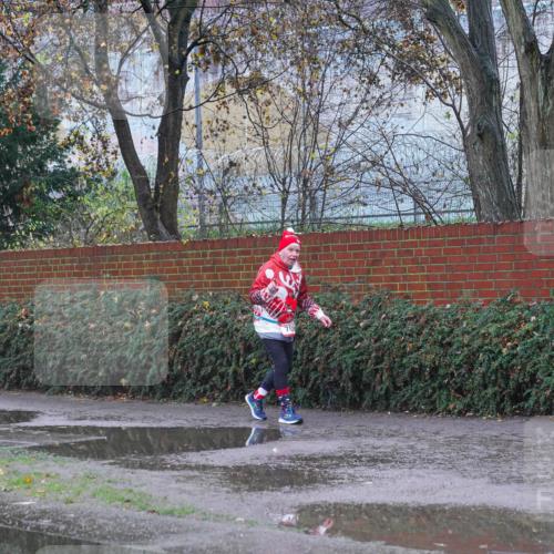 07.12.2025 - St. Pauli X-Mass-Run No. 15 Michael Burmester http://msf.ph/oto/9427686 07.12.2025 10:32:16 Laufen 70 meine-sportfotos.de