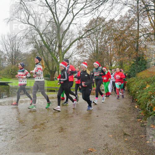 07.12.2025 - St. Pauli X-Mass-Run No. 15 Michael Burmester http://msf.ph/oto/9427704 07.12.2025 11:25:17 Laufen 3646, 245 meine-sportfotos.de