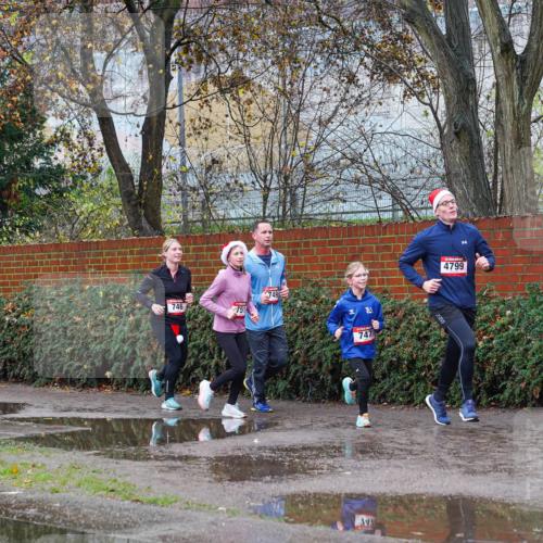 07.12.2025 - St. Pauli X-Mass-Run No. 15 Michael Burmester http://msf.ph/oto/9427775 07.12.2025 10:41:38 Laufen 746, 751, 749, 747, 4799 meine-sportfotos.de