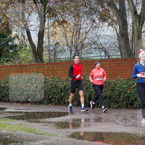 07.12.2025 - St. Pauli X-Mass-Run No. 15 Michael Burmester http://msf.ph/oto/9427818 07.12.2025 10:42:08 Laufen 1643, 644 meine-sportfotos.de