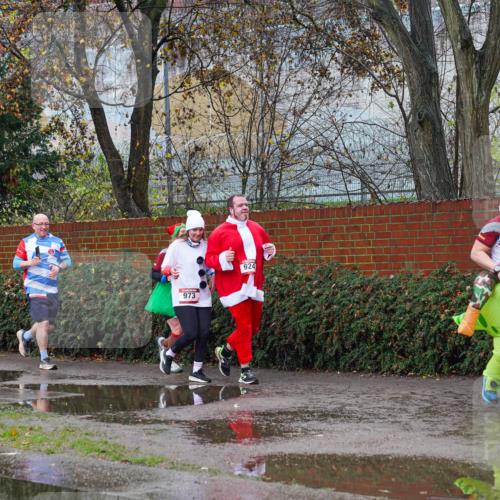 07.12.2025 - St. Pauli X-Mass-Run No. 15 Michael Burmester http://msf.ph/oto/9427846 07.12.2025 10:42:34 Laufen 973, 924 meine-sportfotos.de