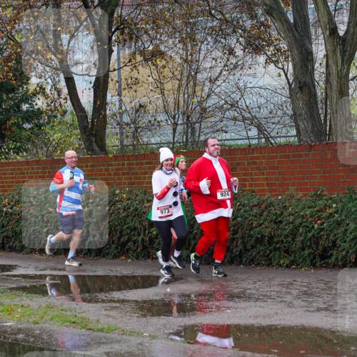 07.12.2025 - St. Pauli X-Mass-Run No. 15 Michael Burmester http://msf.ph/oto/9427847 07.12.2025 10:42:34 Laufen 973, 924 meine-sportfotos.de