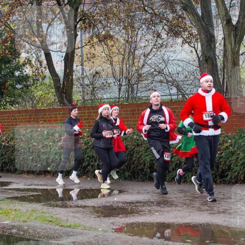 07.12.2025 - St. Pauli X-Mass-Run No. 15 Michael Burmester http://msf.ph/oto/9427893 07.12.2025 10:43:09 Laufen 1596, 6, 185, 185 meine-sportfotos.de