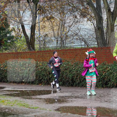 07.12.2025 - St. Pauli X-Mass-Run No. 15 Michael Burmester http://msf.ph/oto/9427956 07.12.2025 10:43:48 Laufen 851, 1211, 1205, 432 meine-sportfotos.de