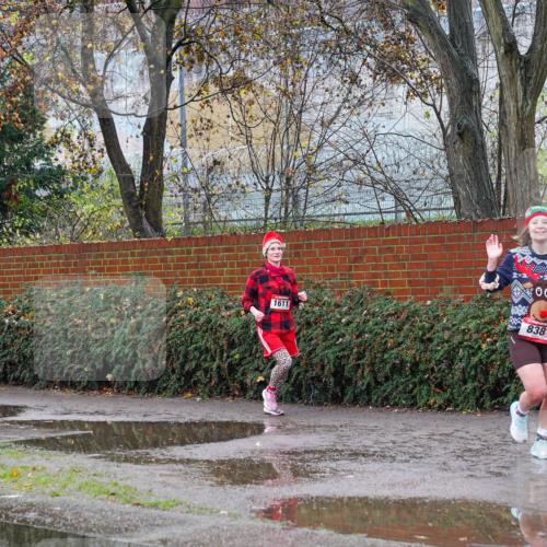 07.12.2025 - St. Pauli X-Mass-Run No. 15 Michael Burmester http://msf.ph/oto/9427970 07.12.2025 10:44:05 Laufen 1199, 1558, 1611, 00, 838 meine-sportfotos.de