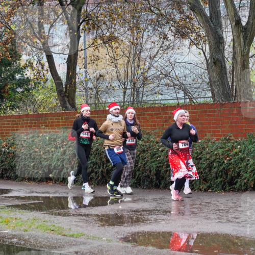 07.12.2025 - St. Pauli X-Mass-Run No. 15 Michael Burmester http://msf.ph/oto/9428013 07.12.2025 10:44:37 Laufen 271, 944, 920, 878, 784 meine-sportfotos.de