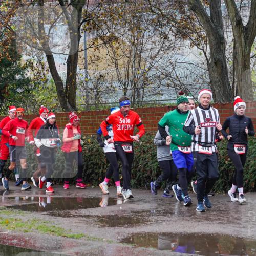 07.12.2025 - St. Pauli X-Mass-Run No. 15 Michael Burmester http://msf.ph/oto/9428047 07.12.2025 10:44:51 Laufen 1497, 596, 419, 880, 659, 486 meine-sportfotos.de