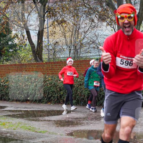 07.12.2025 - St. Pauli X-Mass-Run No. 15 Michael Burmester http://msf.ph/oto/9428064 07.12.2025 10:44:57 Laufen 1429, 490, 596, 342, 1380 meine-sportfotos.de