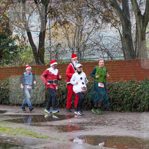 07.12.2025 - St. Pauli X-Mass-Run No. 15 Michael Burmester http://msf.ph/oto/9428073 07.12.2025 10:45:07 Laufen 1311, 1509, 476 meine-sportfotos.de