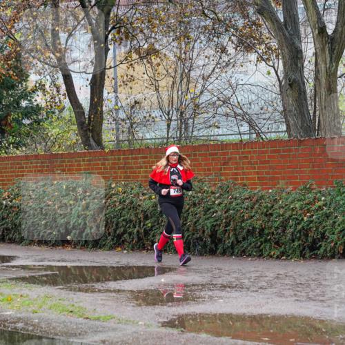 07.12.2025 - St. Pauli X-Mass-Run No. 15 Michael Burmester http://msf.ph/oto/9428076 07.12.2025 10:45:12 Laufen 745 meine-sportfotos.de