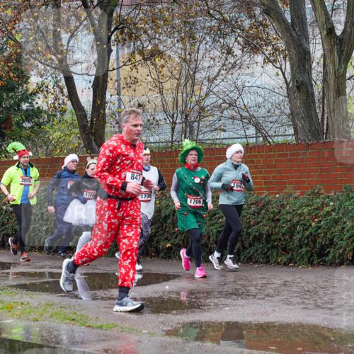 07.12.2025 - St. Pauli X-Mass-Run No. 15 Michael Burmester http://msf.ph/oto/9428081 07.12.2025 10:45:16 Laufen 1587, 2006, 1707, 847, 1708, 1706, 184 meine-sportfotos.de