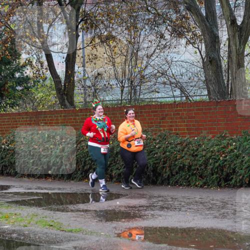 07.12.2025 - St. Pauli X-Mass-Run No. 15 Michael Burmester http://msf.ph/oto/9428381 07.12.2025 10:49:26 Laufen 373, 361 meine-sportfotos.de
