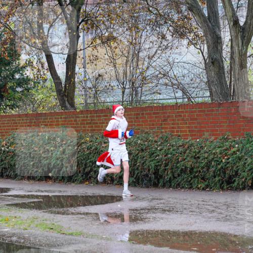 07.12.2025 - St. Pauli X-Mass-Run No. 15 Michael Burmester http://msf.ph/oto/9428443 07.12.2025 11:00:09 Laufen 3270 meine-sportfotos.de