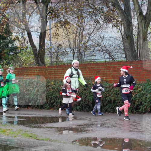 07.12.2025 - St. Pauli X-Mass-Run No. 15 Michael Burmester http://msf.ph/oto/9428616 07.12.2025 11:04:03 Laufen 17 meine-sportfotos.de