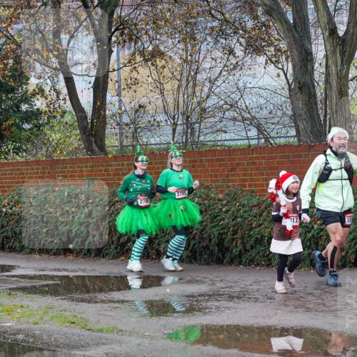 07.12.2025 - St. Pauli X-Mass-Run No. 15 Michael Burmester http://msf.ph/oto/9428618 07.12.2025 11:04:05 Laufen 2786, 2795, 17, 18, 19 meine-sportfotos.de
