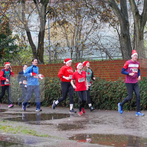 07.12.2025 - St. Pauli X-Mass-Run No. 15 Michael Burmester http://msf.ph/oto/9428686 07.12.2025 11:04:50 Laufen 2498, 3073, 632, 22, 2237, 236, 2240 meine-sportfotos.de