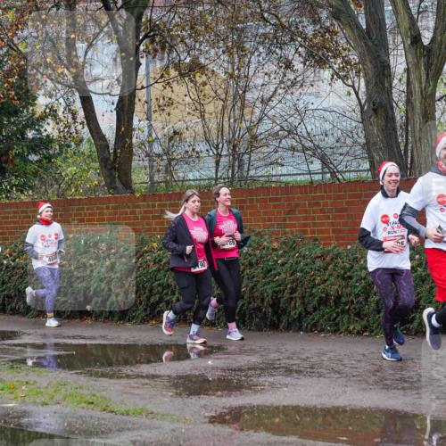 07.12.2025 - St. Pauli X-Mass-Run No. 15 Michael Burmester http://msf.ph/oto/9428717 07.12.2025 11:05:21 Laufen 484, 4840, 90, 89, 4249 meine-sportfotos.de