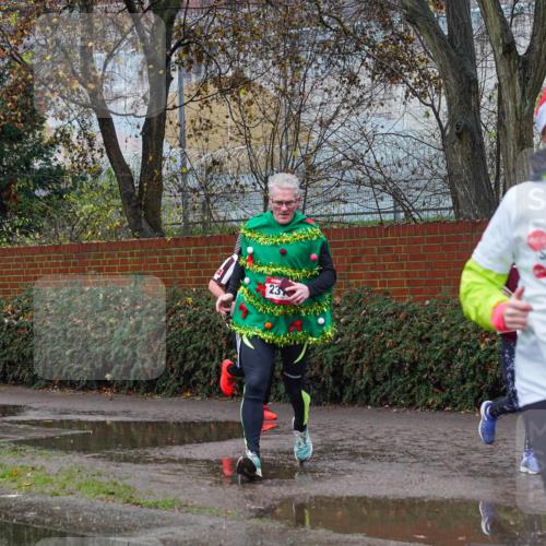 07.12.2025 - St. Pauli X-Mass-Run No. 15 Michael Burmester http://msf.ph/oto/9428730 07.12.2025 11:05:29 Laufen 23 meine-sportfotos.de