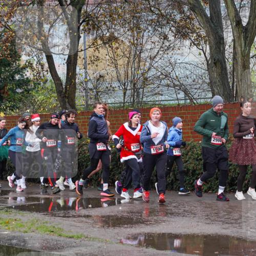 07.12.2025 - St. Pauli X-Mass-Run No. 15 Michael Burmester http://msf.ph/oto/9428793 07.12.2025 11:06:07 Laufen 2161, 21, 226, 3328, 2257, 2164, 3303, 1590, 216, 930, 2980, 3027 meine-sportfotos.de