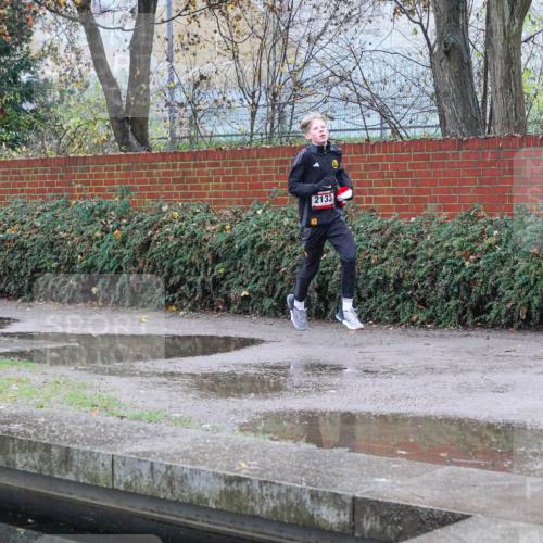 07.12.2025 - St. Pauli X-Mass-Run No. 15 Michael Burmester http://msf.ph/oto/9428806 07.12.2025 09:38:05 Laufen 10, 2133 meine-sportfotos.de