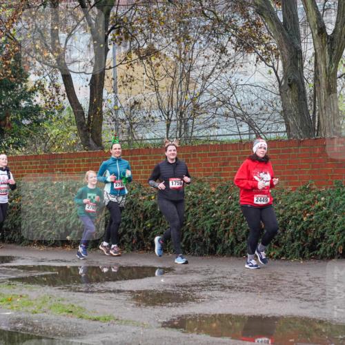 07.12.2025 - St. Pauli X-Mass-Run No. 15 Michael Burmester http://msf.ph/oto/9428819 07.12.2025 11:06:20 Laufen 4839, 2707, 270, 1759, 2449, 2 meine-sportfotos.de
