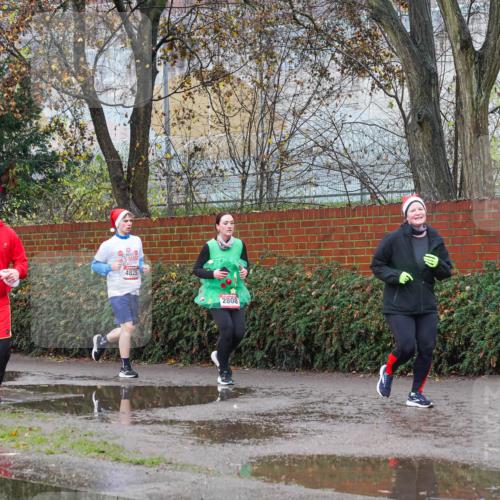 07.12.2025 - St. Pauli X-Mass-Run No. 15 Michael Burmester http://msf.ph/oto/9428826 07.12.2025 11:06:29 Laufen 845, 4825, 2808 meine-sportfotos.de