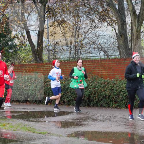 07.12.2025 - St. Pauli X-Mass-Run No. 15 Michael Burmester http://msf.ph/oto/9428828 07.12.2025 11:06:29 Laufen 2419, 2808 meine-sportfotos.de