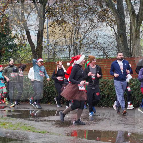07.12.2025 - St. Pauli X-Mass-Run No. 15 Michael Burmester http://msf.ph/oto/9428843 07.12.2025 11:06:41 Laufen 464, 228, 3296, 2450, 305, 2213, 06, 2 meine-sportfotos.de