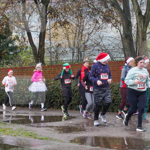 07.12.2025 - St. Pauli X-Mass-Run No. 15 Michael Burmester http://msf.ph/oto/9428853 07.12.2025 11:06:46 Laufen 2740, 3297, 464, 3143 meine-sportfotos.de