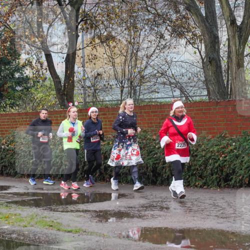07.12.2025 - St. Pauli X-Mass-Run No. 15 Michael Burmester http://msf.ph/oto/9428860 07.12.2025 11:06:53 Laufen 3607, 2492, 222, 2225 meine-sportfotos.de