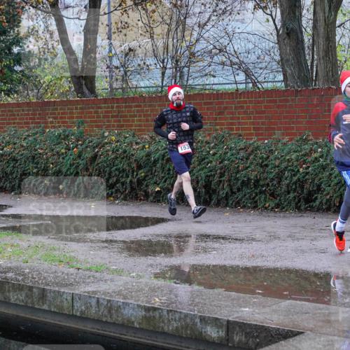 07.12.2025 - St. Pauli X-Mass-Run No. 15 Michael Burmester http://msf.ph/oto/9428861 07.12.2025 09:39:10 Laufen  meine-sportfotos.de