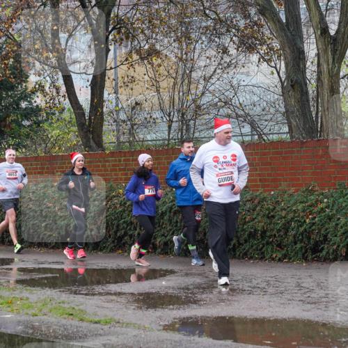 07.12.2025 - St. Pauli X-Mass-Run No. 15 Michael Burmester http://msf.ph/oto/9428868 07.12.2025 11:06:57 Laufen 4653, 776 meine-sportfotos.de