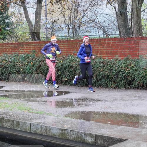 07.12.2025 - St. Pauli X-Mass-Run No. 15 Michael Burmester http://msf.ph/oto/9428873 07.12.2025 09:39:25 Laufen 198, 1649 meine-sportfotos.de