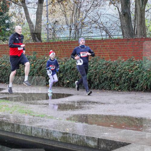07.12.2025 - St. Pauli X-Mass-Run No. 15 Michael Burmester http://msf.ph/oto/9428879 07.12.2025 09:39:39 Laufen 420, 238, 261 meine-sportfotos.de