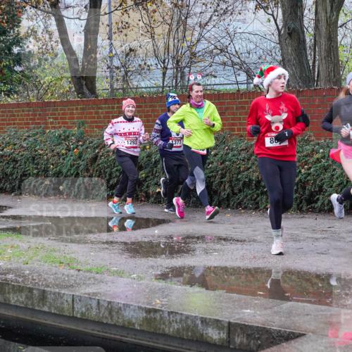 07.12.2025 - St. Pauli X-Mass-Run No. 15 Michael Burmester http://msf.ph/oto/9428944 07.12.2025 09:40:51 Laufen 4208, 1293, 1377, 80, 441 meine-sportfotos.de