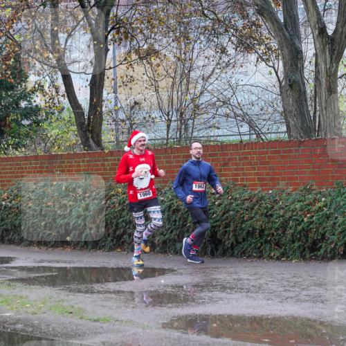 07.12.2025 - St. Pauli X-Mass-Run No. 15 Michael Burmester http://msf.ph/oto/9428970 07.12.2025 11:19:23 Laufen 1960, 1962 meine-sportfotos.de