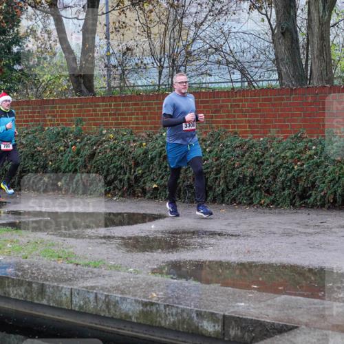 07.12.2025 - St. Pauli X-Mass-Run No. 15 Michael Burmester http://msf.ph/oto/9429031 07.12.2025 09:41:51 Laufen 783, 780, 3308 meine-sportfotos.de