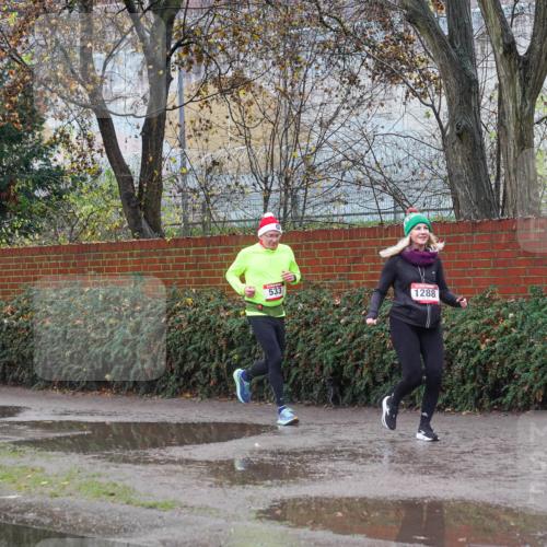 07.12.2025 - St. Pauli X-Mass-Run No. 15 Michael Burmester http://msf.ph/oto/9429040 07.12.2025 11:21:22 Laufen 533, 1288 meine-sportfotos.de