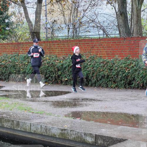 07.12.2025 - St. Pauli X-Mass-Run No. 15 Michael Burmester http://msf.ph/oto/9429055 07.12.2025 09:42:08 Laufen 885, 4029 meine-sportfotos.de