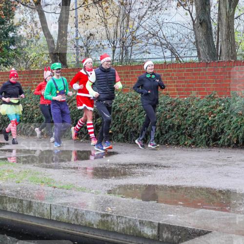 07.12.2025 - St. Pauli X-Mass-Run No. 15 Michael Burmester http://msf.ph/oto/9429065 07.12.2025 09:42:17 Laufen  meine-sportfotos.de