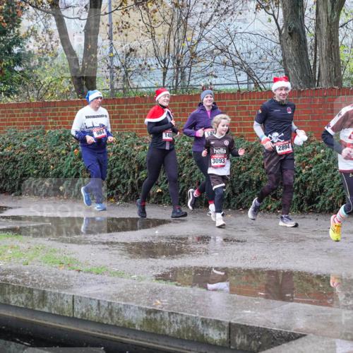 07.12.2025 - St. Pauli X-Mass-Run No. 15 Michael Burmester http://msf.ph/oto/9429116 07.12.2025 09:42:56 Laufen 1570, 984, 543, 148, 2894, 3093, 983 meine-sportfotos.de