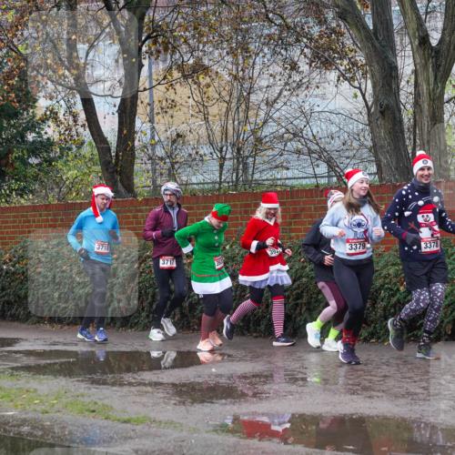 07.12.2025 - St. Pauli X-Mass-Run No. 15 Michael Burmester http://msf.ph/oto/9429143 07.12.2025 11:22:49 Laufen 3576, 3718, 3575, 3379, 3378, 3717, 2947 meine-sportfotos.de