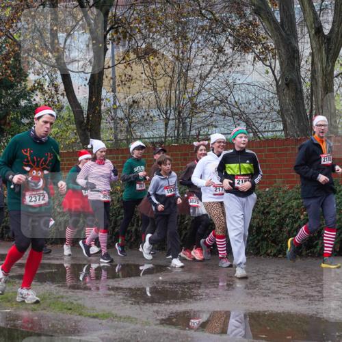 07.12.2025 - St. Pauli X-Mass-Run No. 15 Michael Burmester http://msf.ph/oto/9429158 07.12.2025 11:23:03 Laufen 320, 2372, 323, 357, 193, 219, 2179, 3829, 3856, 2180 meine-sportfotos.de