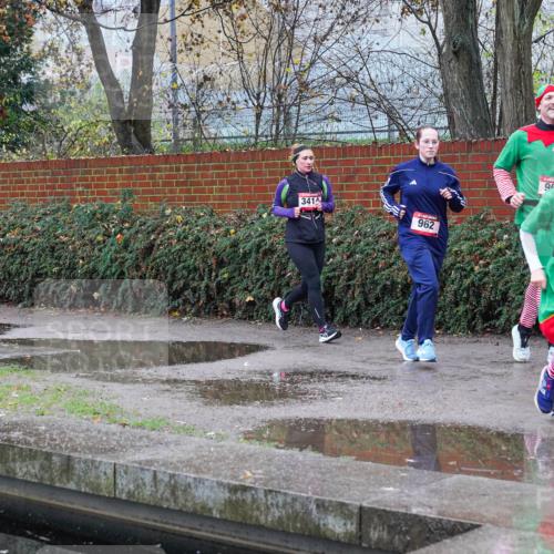 07.12.2025 - St. Pauli X-Mass-Run No. 15 Michael Burmester http://msf.ph/oto/9429162 07.12.2025 09:43:15 Laufen 3414, 962, 9, 963 meine-sportfotos.de