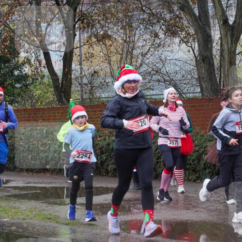 07.12.2025 - St. Pauli X-Mass-Run No. 15 Michael Burmester http://msf.ph/oto/9429164 07.12.2025 11:23:06 Laufen 171, 2292, 2294, 20, 3573, 193, 323 meine-sportfotos.de