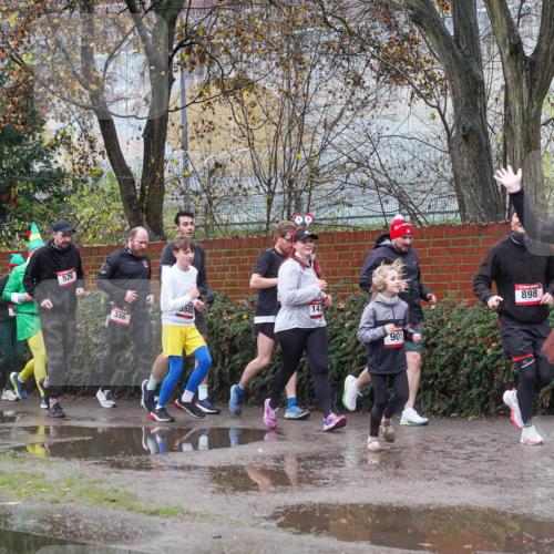07.12.2025 - St. Pauli X-Mass-Run No. 15 Michael Burmester http://msf.ph/oto/9429201 07.12.2025 11:23:50 Laufen 3635, 3638, 3596, 526, 346, 3885, 901, 898, 2785 meine-sportfotos.de