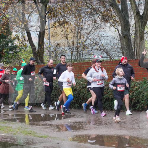 07.12.2025 - St. Pauli X-Mass-Run No. 15 Michael Burmester http://msf.ph/oto/9429202 07.12.2025 11:23:50 Laufen 363, 3638, 596, 526, 346, 1433, 3885, 901, 898, 2 meine-sportfotos.de