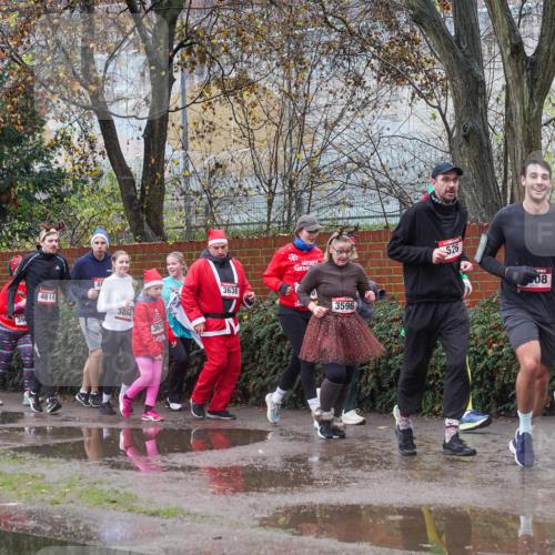 07.12.2025 - St. Pauli X-Mass-Run No. 15 Michael Burmester http://msf.ph/oto/9429210 07.12.2025 11:23:53 Laufen 3639, 3641, 4614, 4, 3638, 3884, 3635, 3596, 526, 08, 346, 3885 meine-sportfotos.de